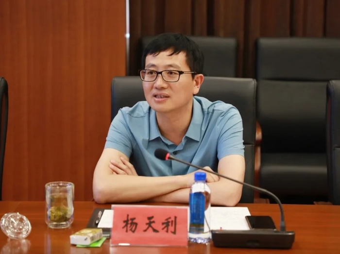 英超联赛买球（中国）_买球（中国）
与徐工消防签署战略合作协议 携手深耕中国高空产业市场